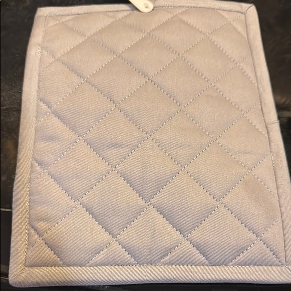 Gray and White Oven Mitt/potholder  pocket - Picture 3 of 3